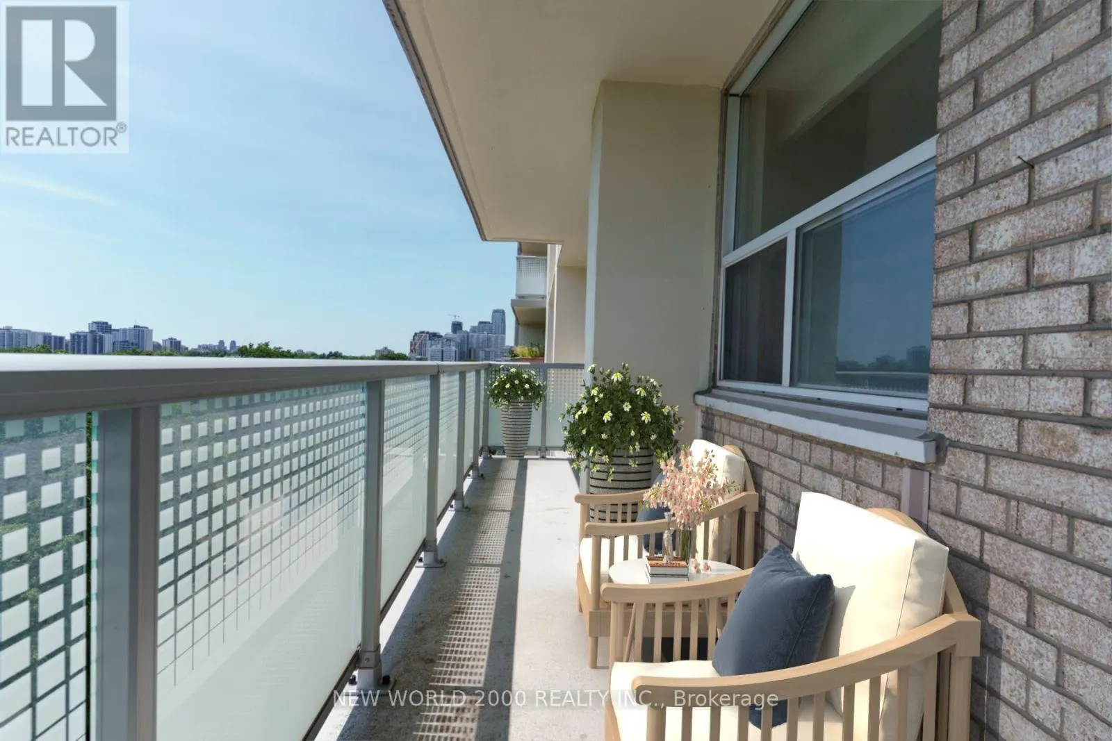 0903 - 485 EGLINTON AVENUE E
