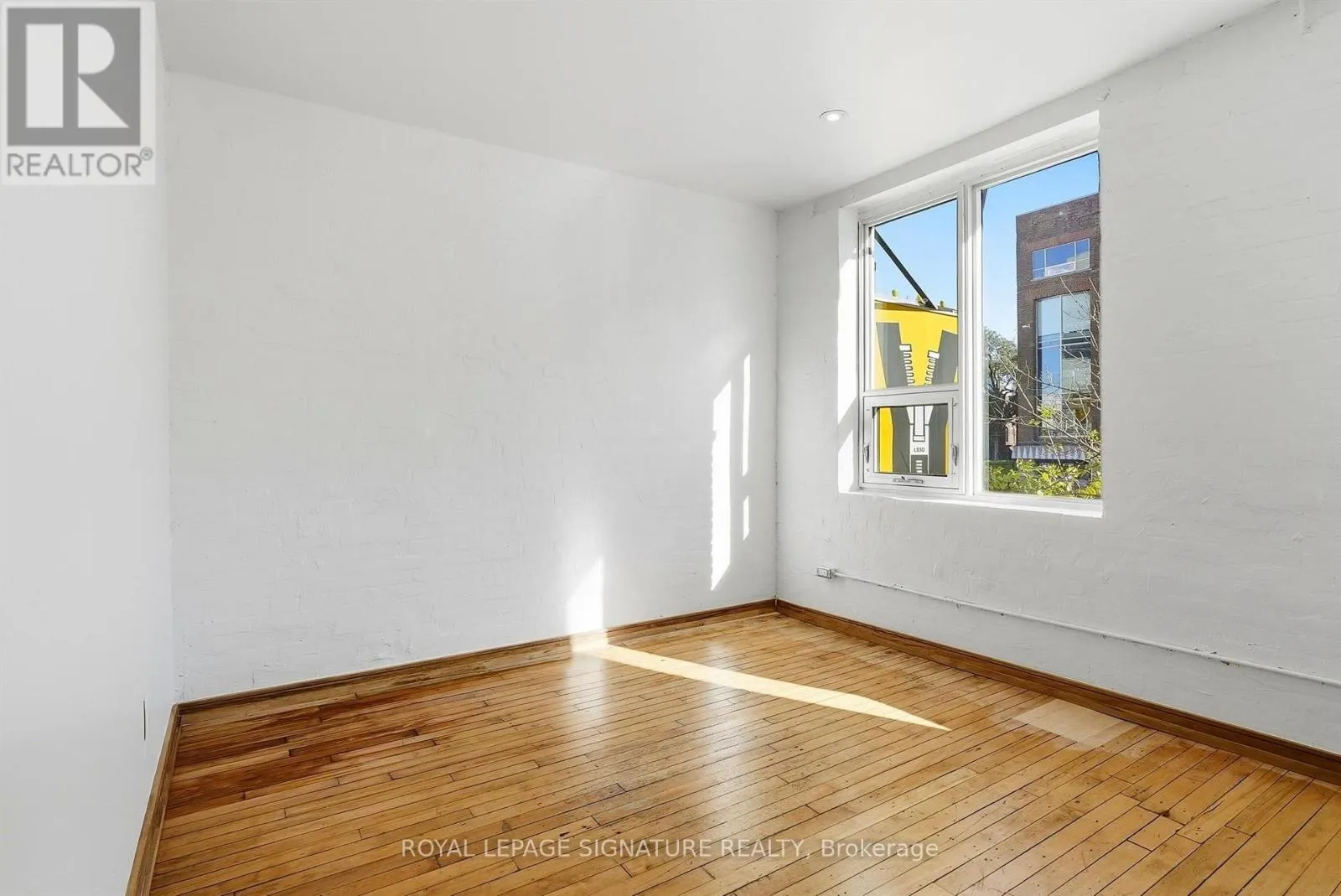 201 - 59 CAMERON STREET