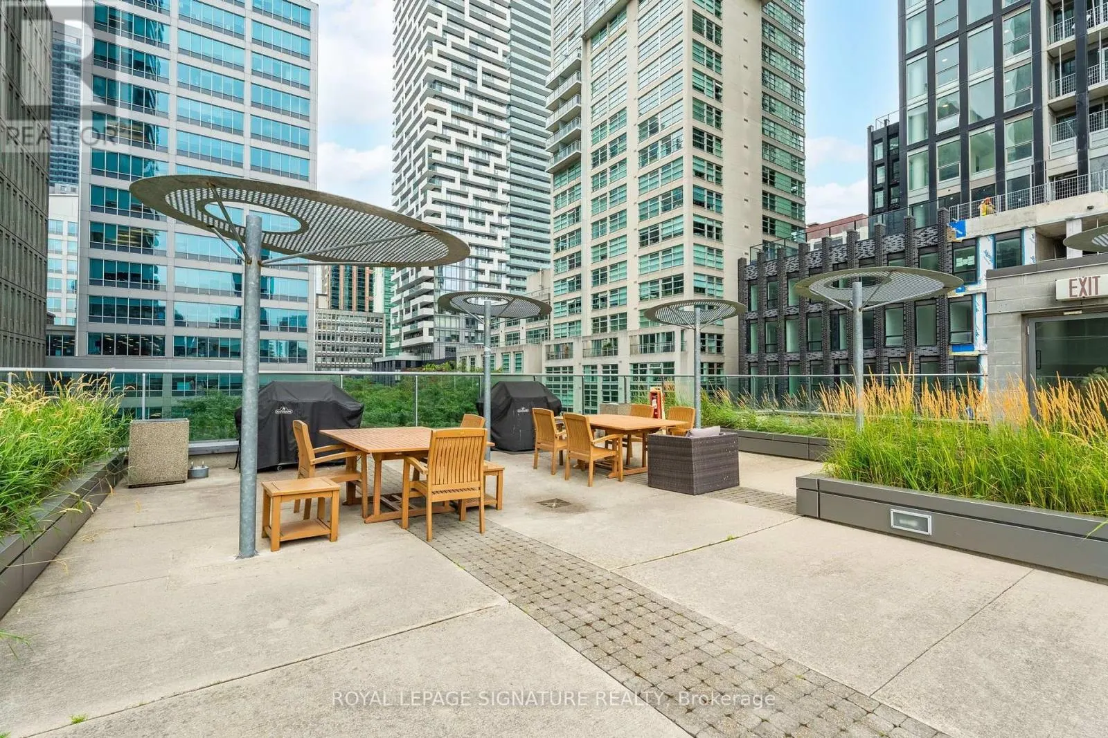 316 - 33 LOMBARD STREET