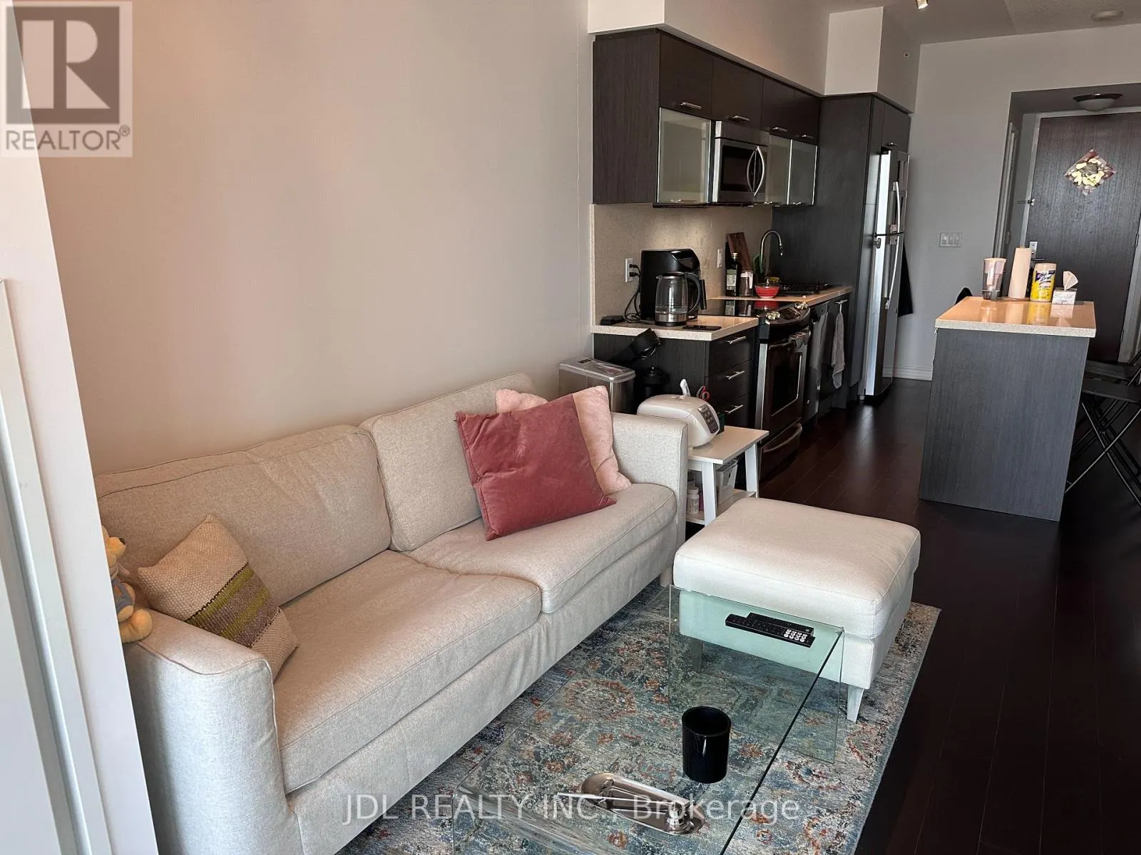 5505 - 386 YONGE STREET