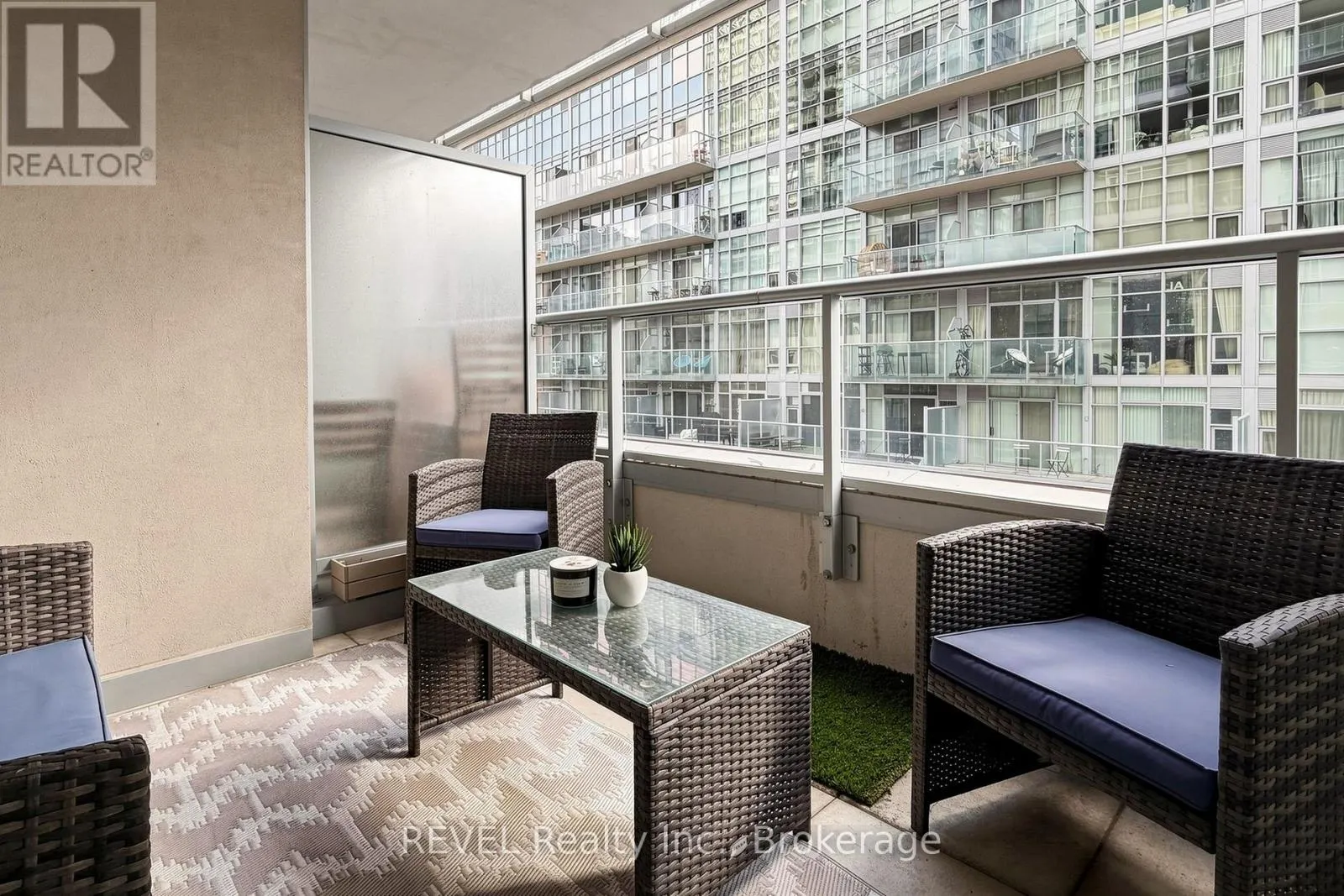 705 - 30 NELSON STREET #705