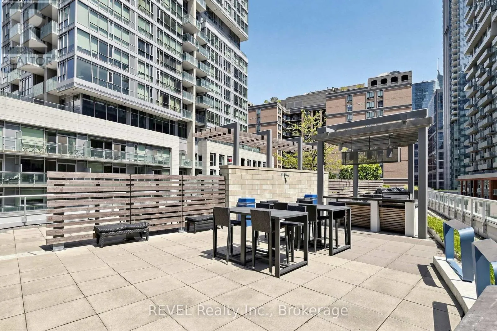 705 - 30 NELSON STREET #705