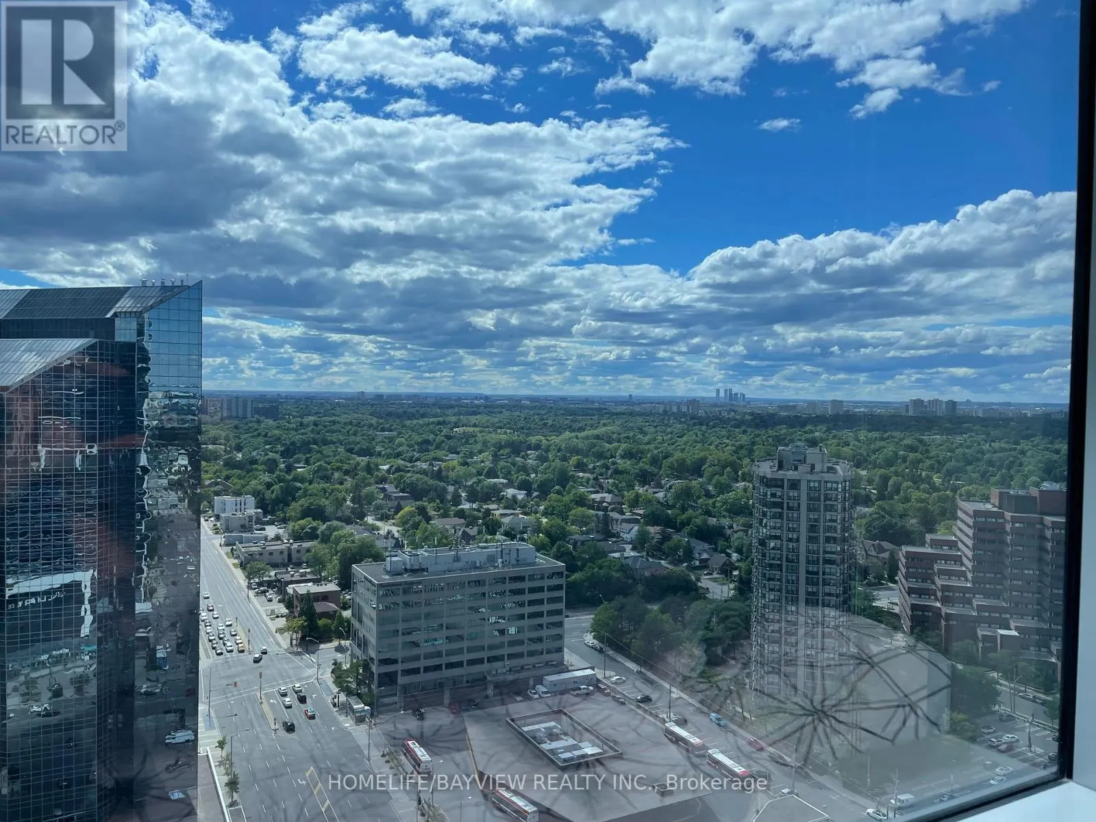 2519 - 5 SHEPPARD AVENUE