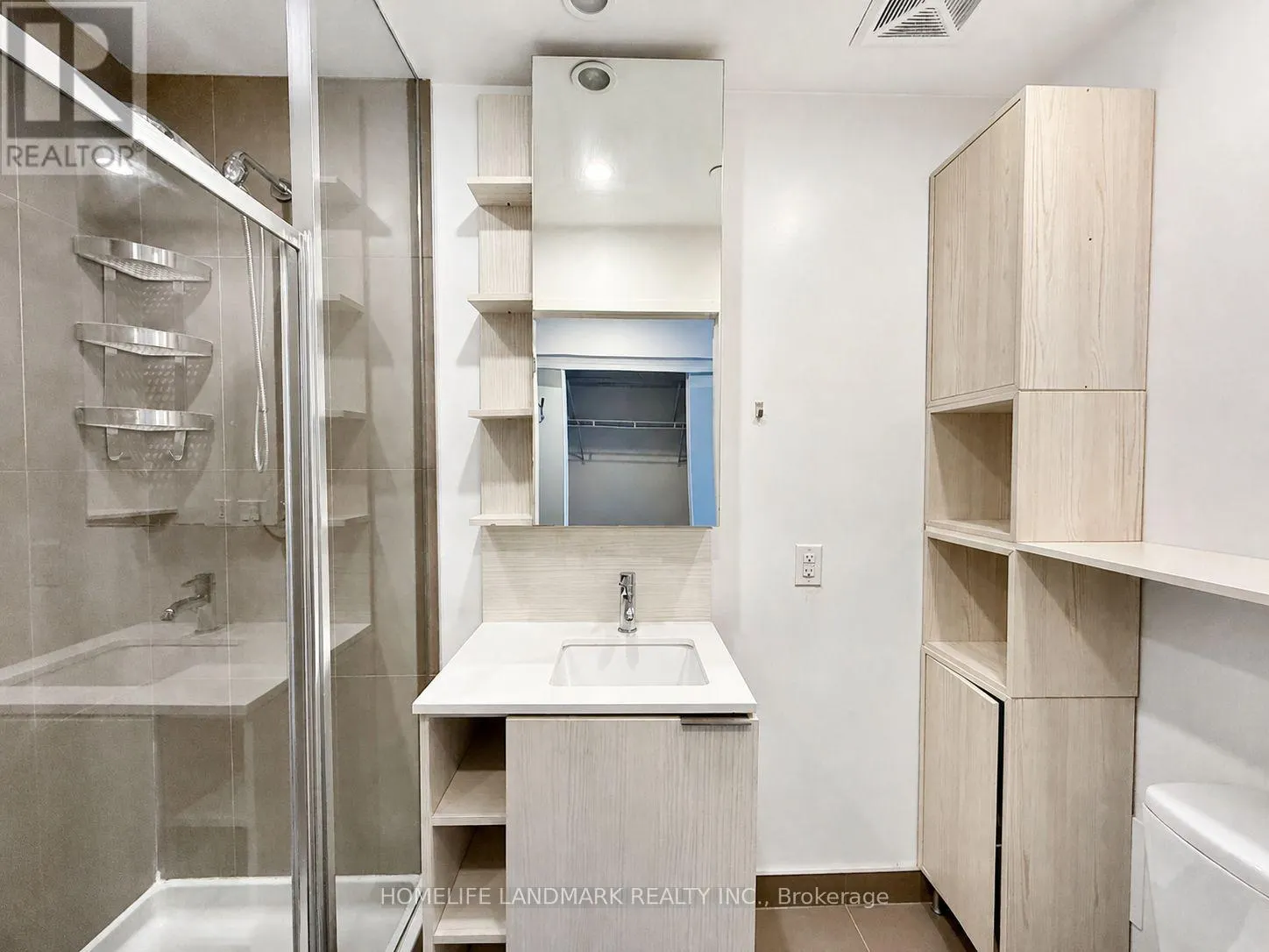 1711 - 55 REGENT PARK BOULEVARD