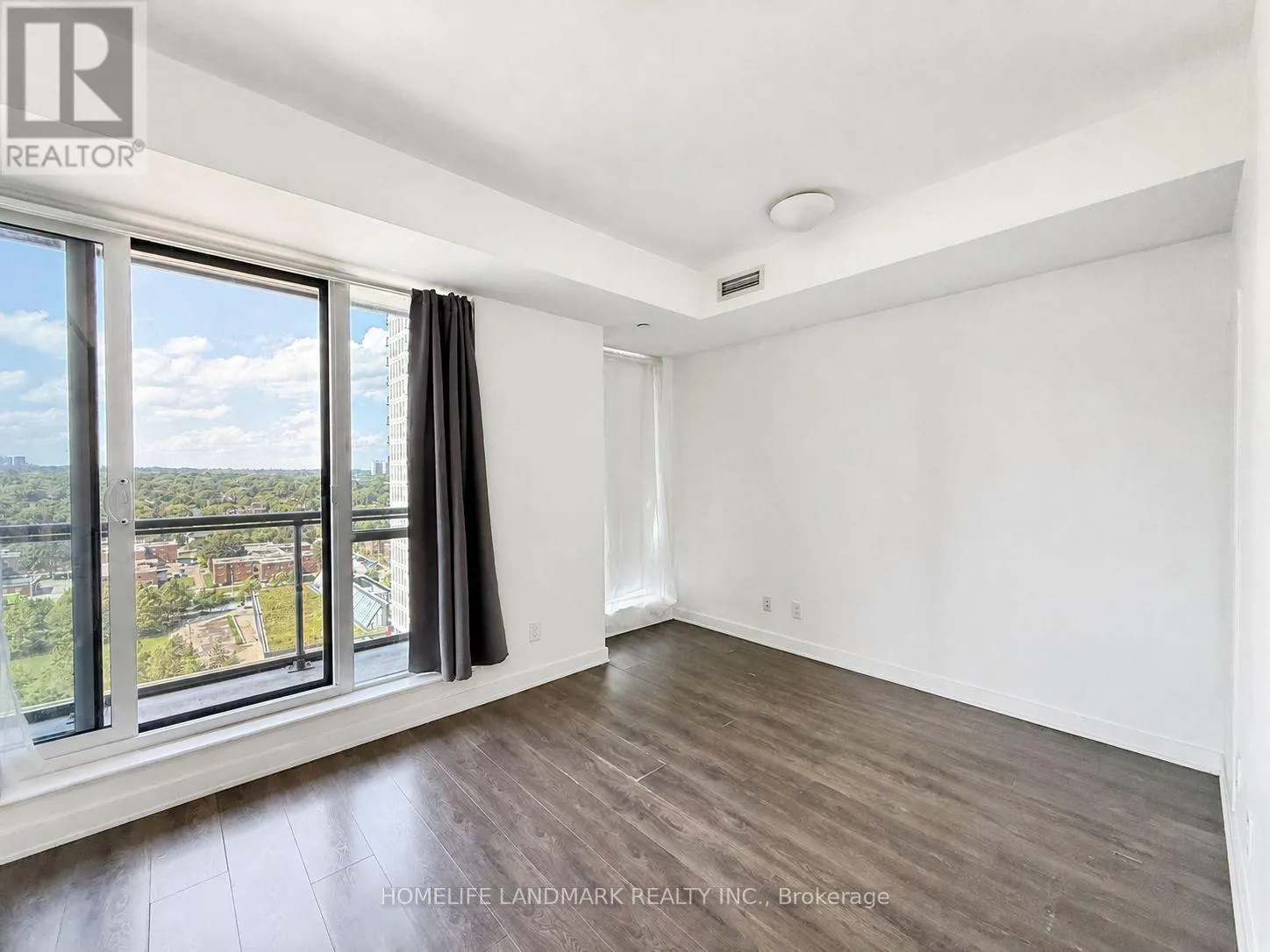 1711 - 55 REGENT PARK BOULEVARD