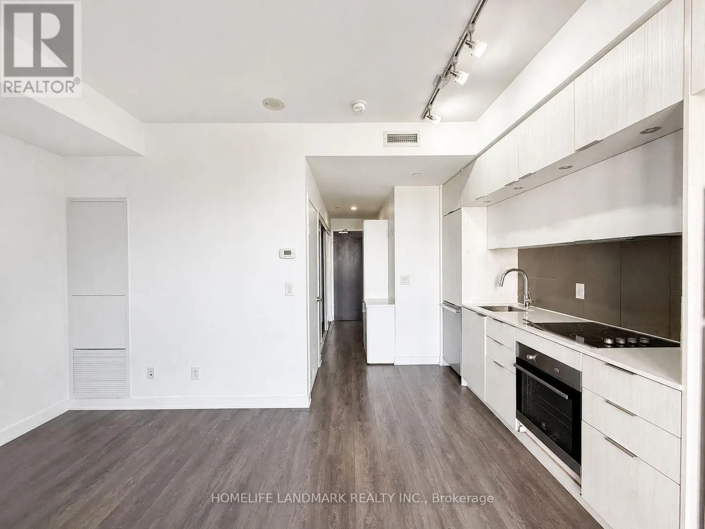 1711 - 55 REGENT PARK BOULEVARD