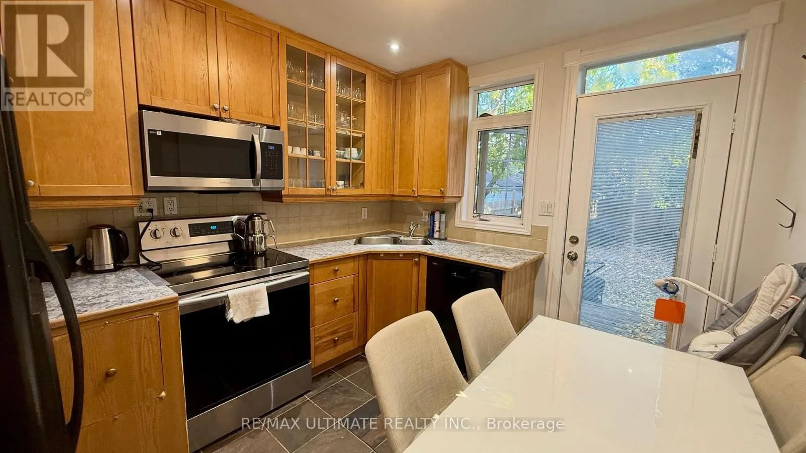 MAIN - 13 LANARK AVENUE