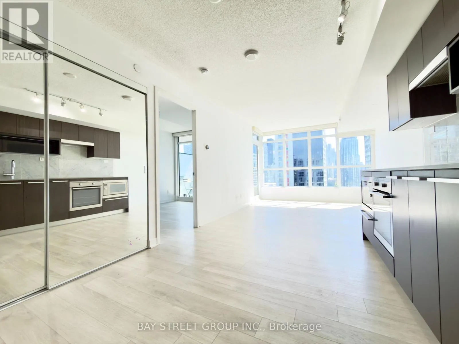 2007 - 80 QUEENS WHARF ROAD