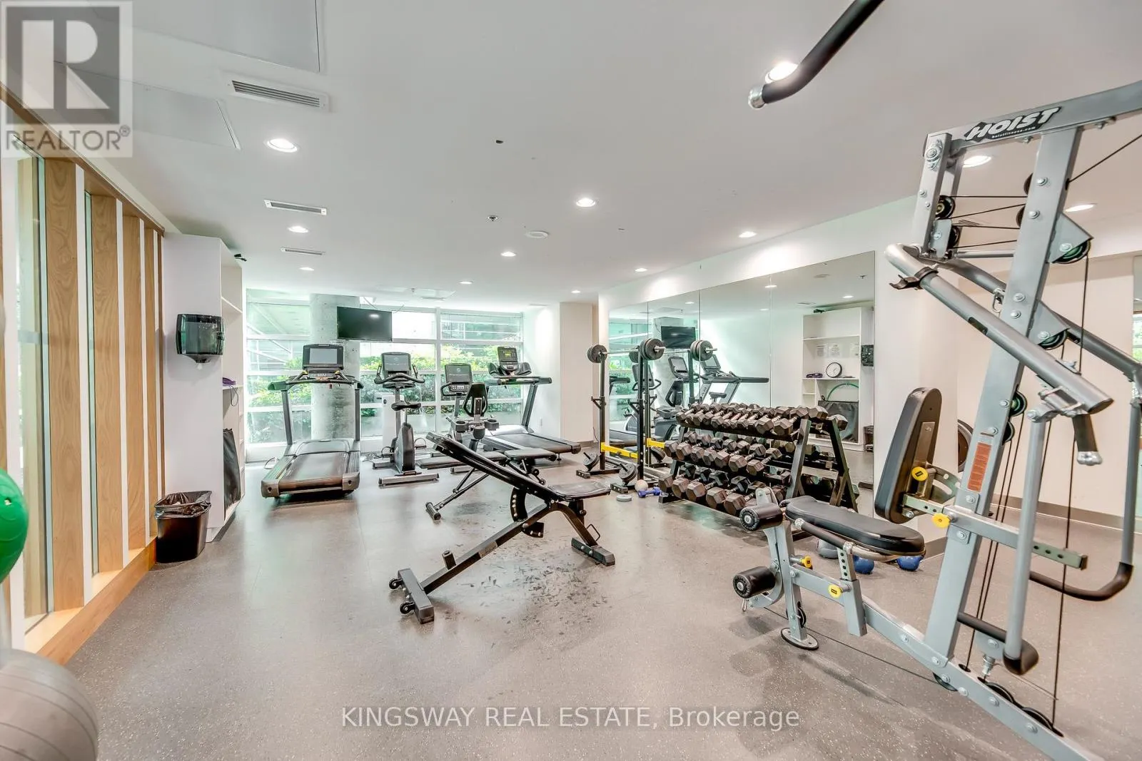 3511 - 81 NAVY WHARF COURT