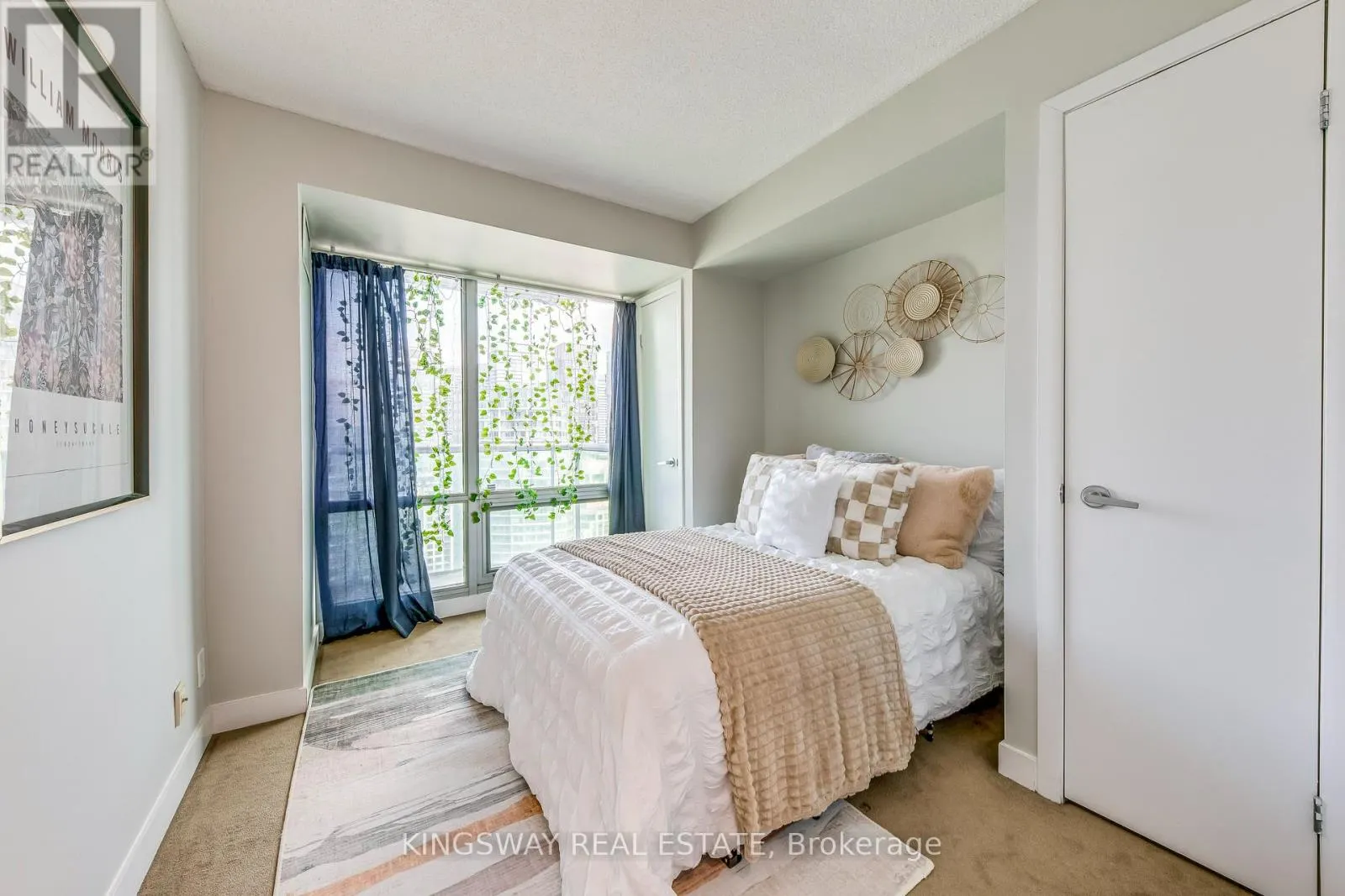3511 - 81 NAVY WHARF COURT