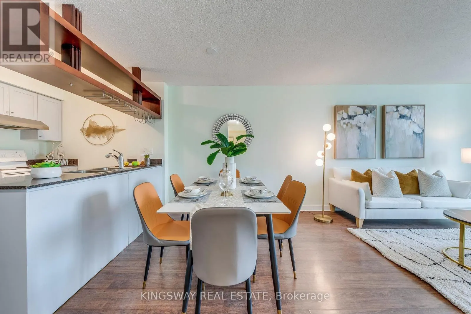 3511 - 81 NAVY WHARF COURT