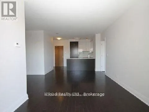 407 - 21 CLAIRTRELL ROAD
