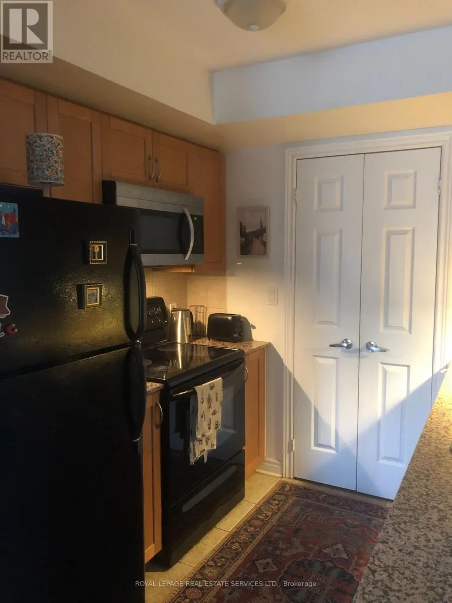 TH 201 - 2 BRIAN PECK CRESCENT