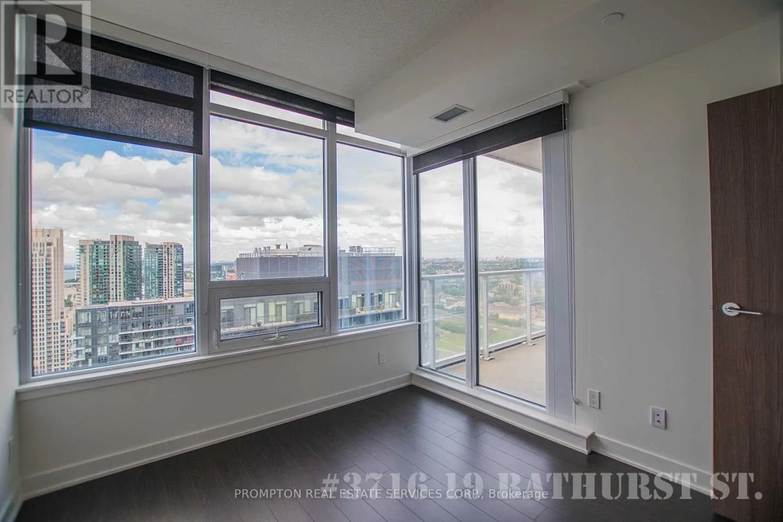 3716 - 19 BATHURST STREET