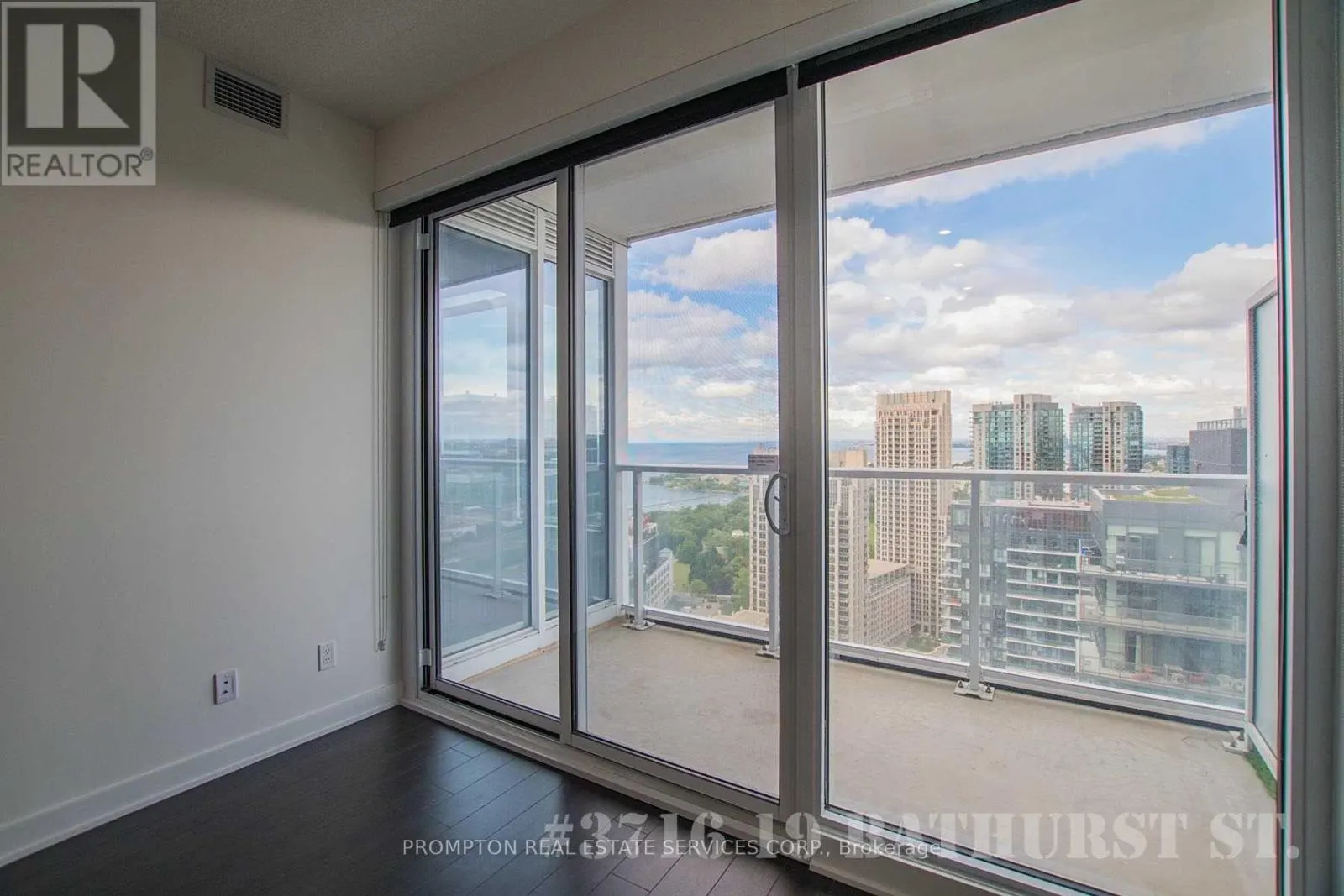 3716 - 19 BATHURST STREET