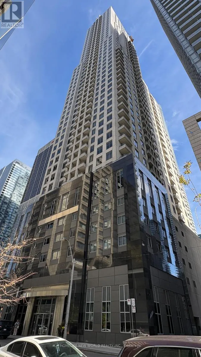 1507 - 35 BALMUTO STREET