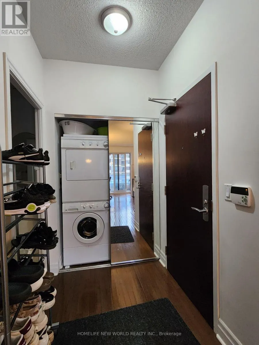 1507 - 35 BALMUTO STREET