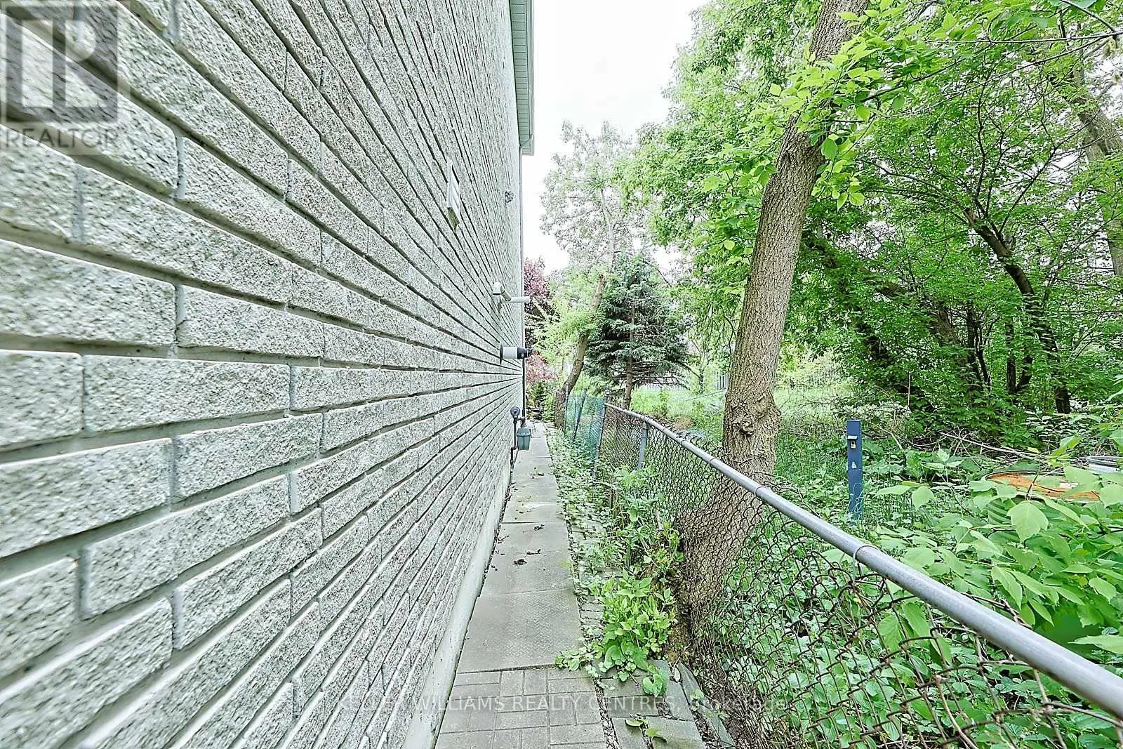BSMT - 61 FAIRCHILD AVENUE