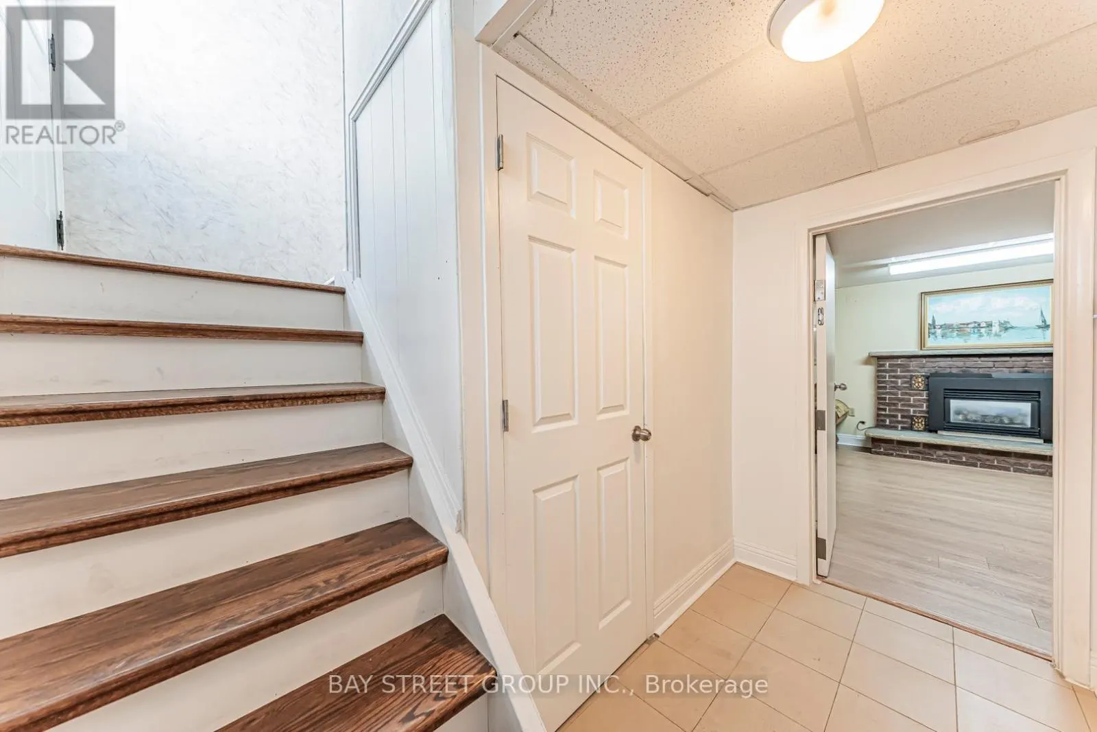LOWER - 149 HENDON AVENUE