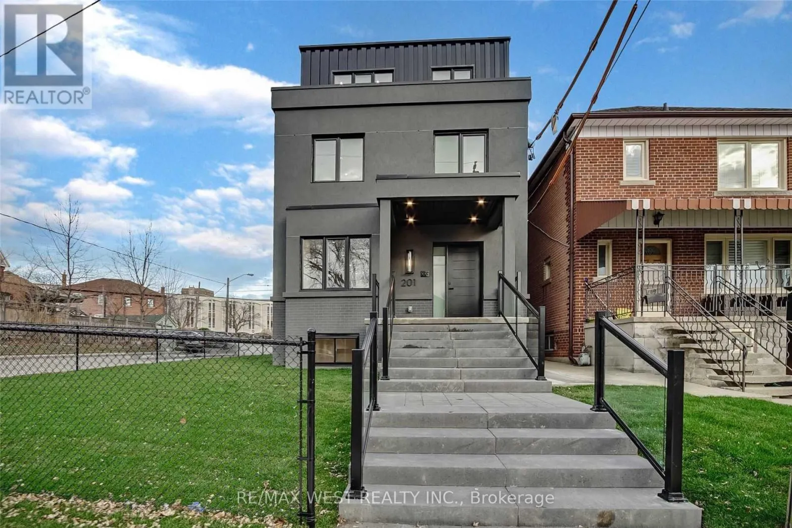 3RD - 201 CEDRIC AVENUE