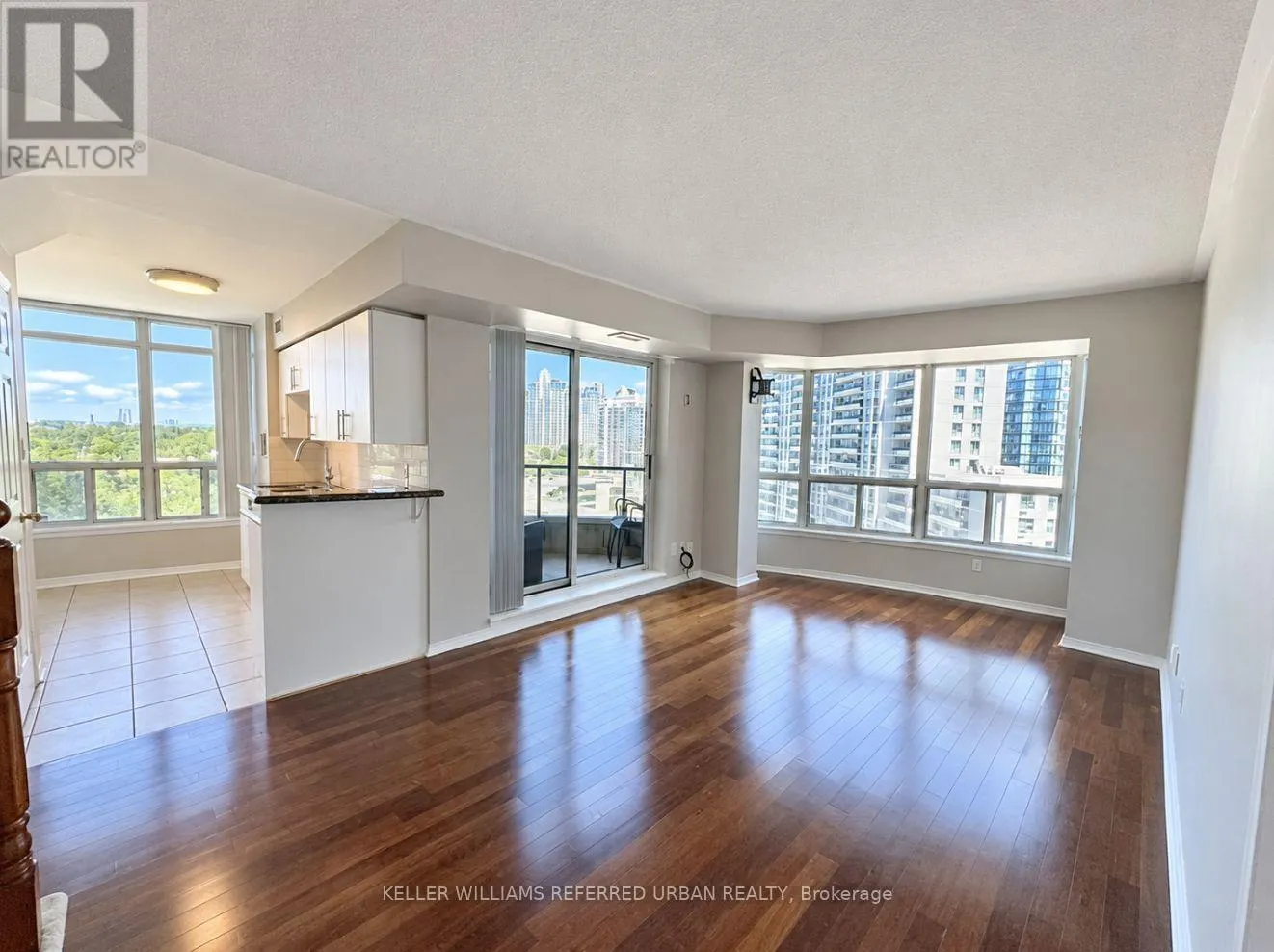 1118 - 233 BEECROFT ROAD
