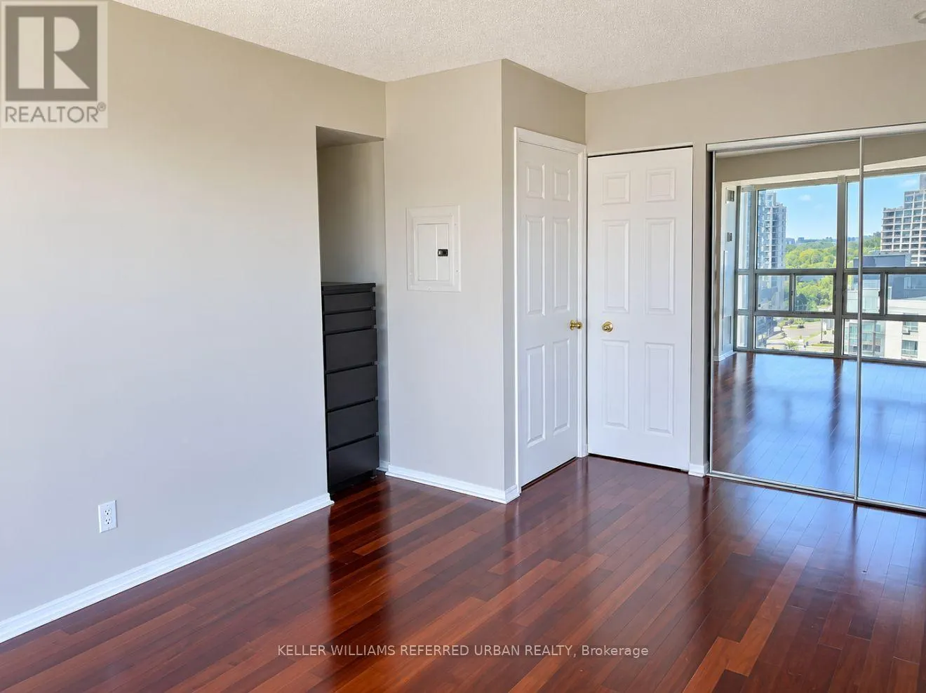 1118 - 233 BEECROFT ROAD