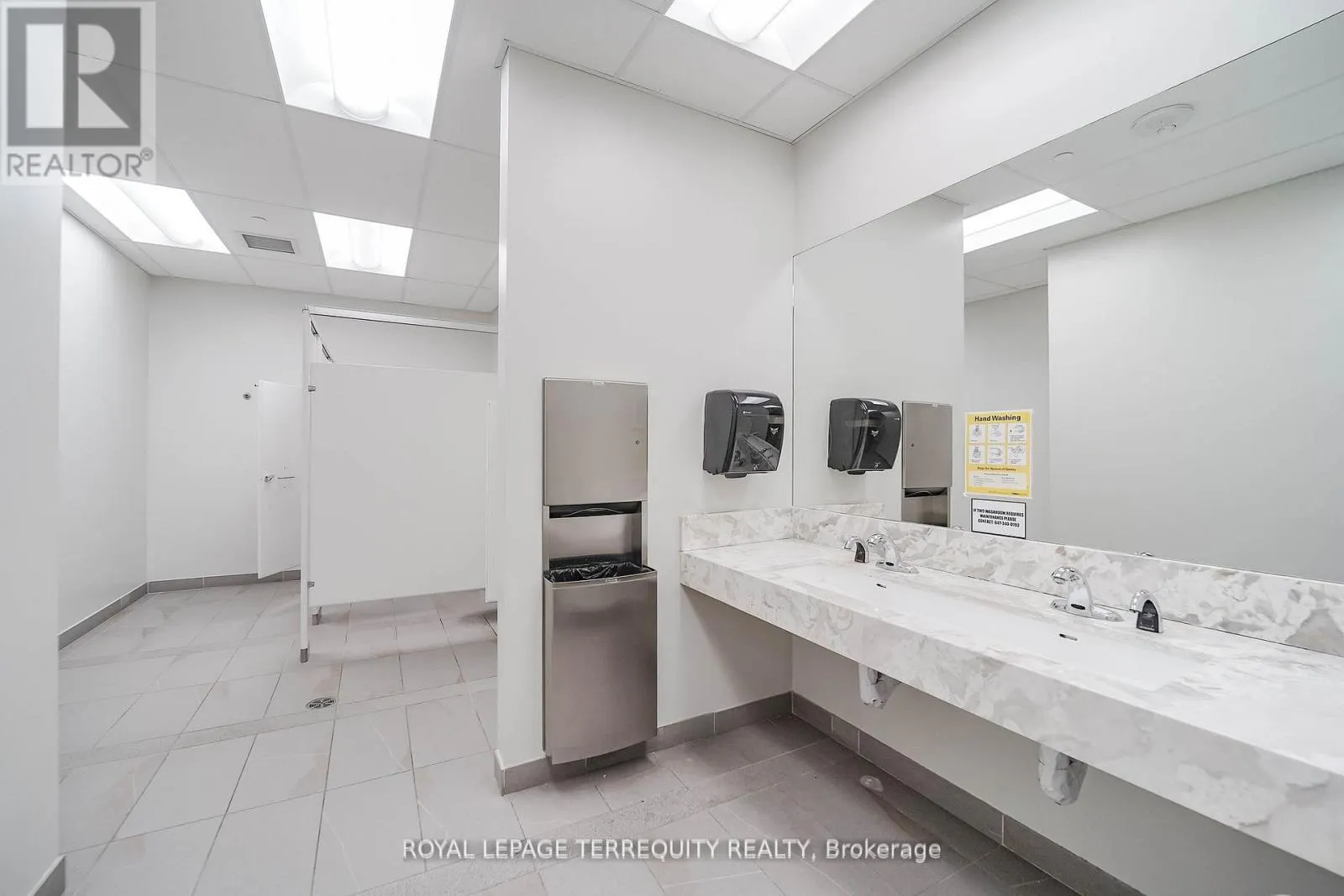312 - 4789 YONGE STREET
