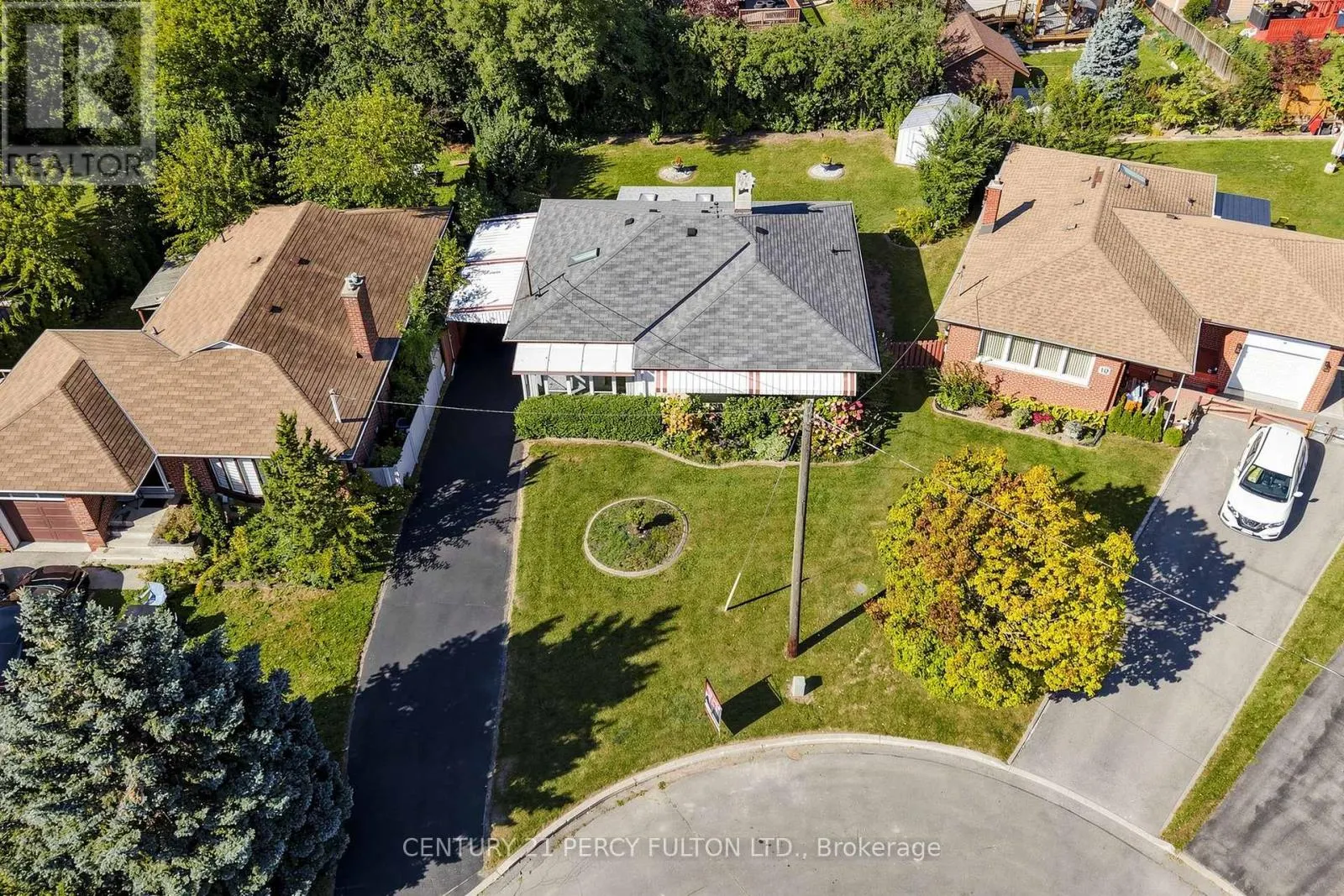 8 WALLBRIDGE COURT