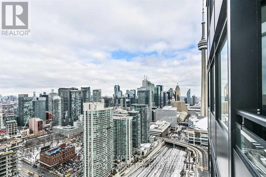 4801 - 25 TELEGRAM MEWS