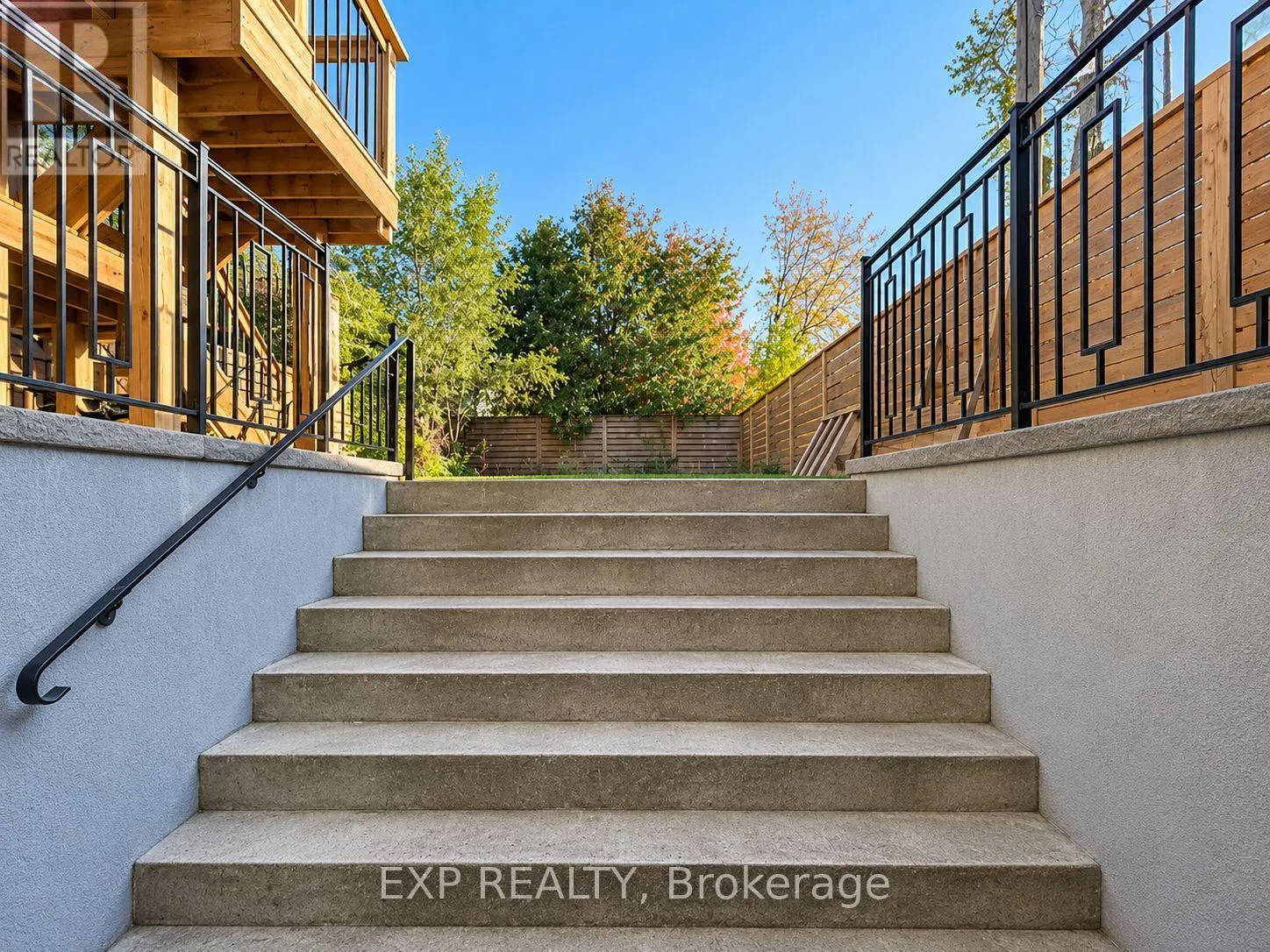 289 CONNAUGHT AVENUE