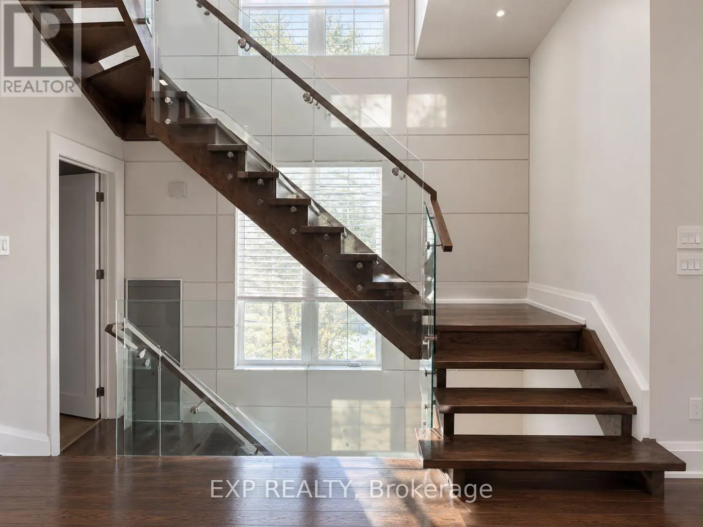 289 CONNAUGHT AVENUE