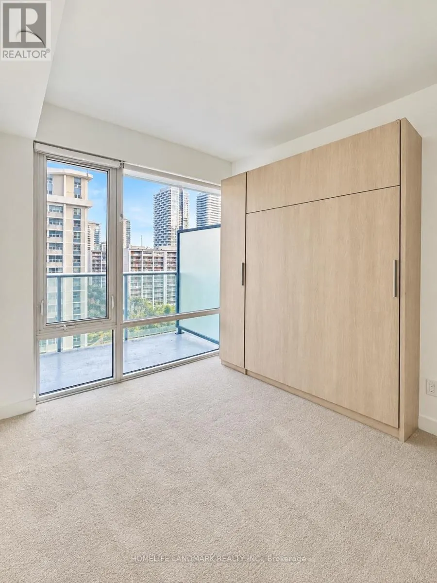 905 - 501 YONGE STREET