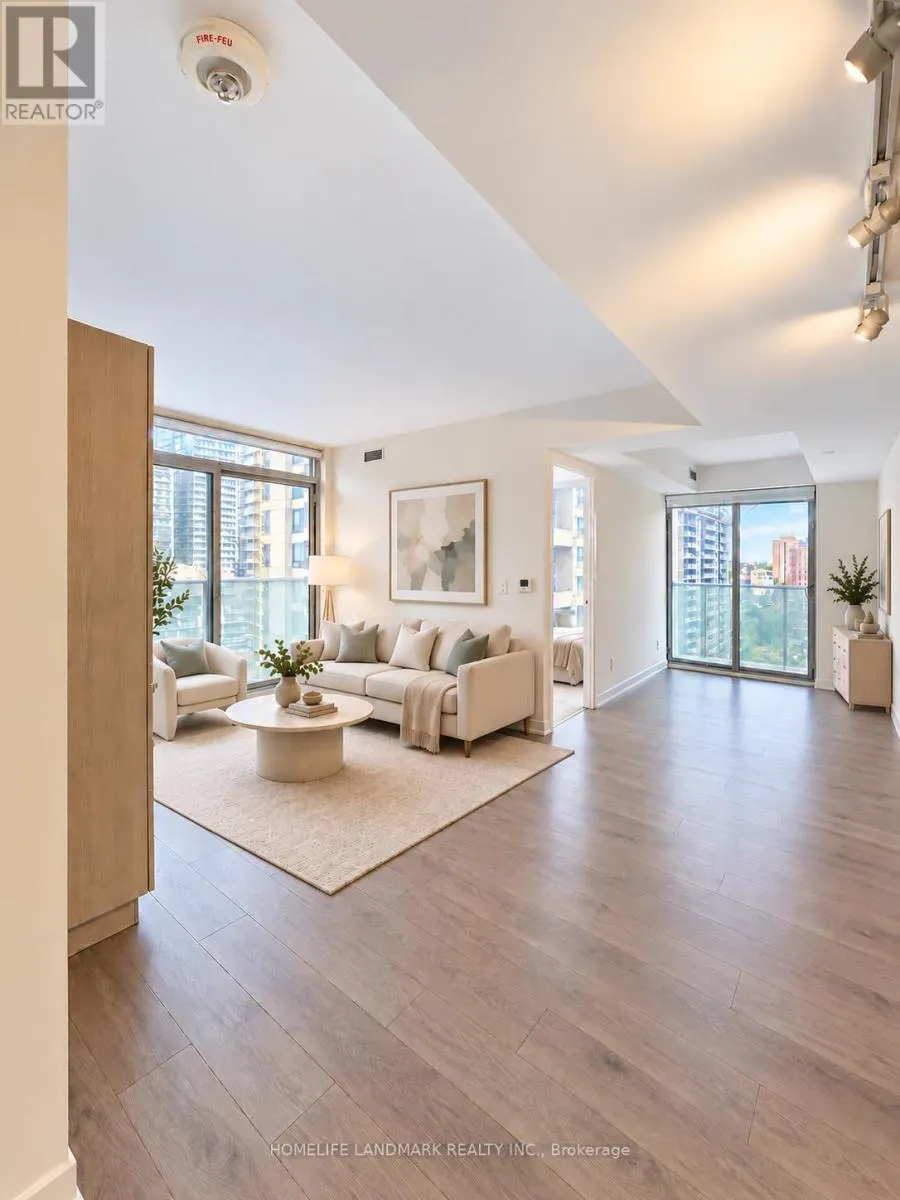 905 - 501 YONGE STREET