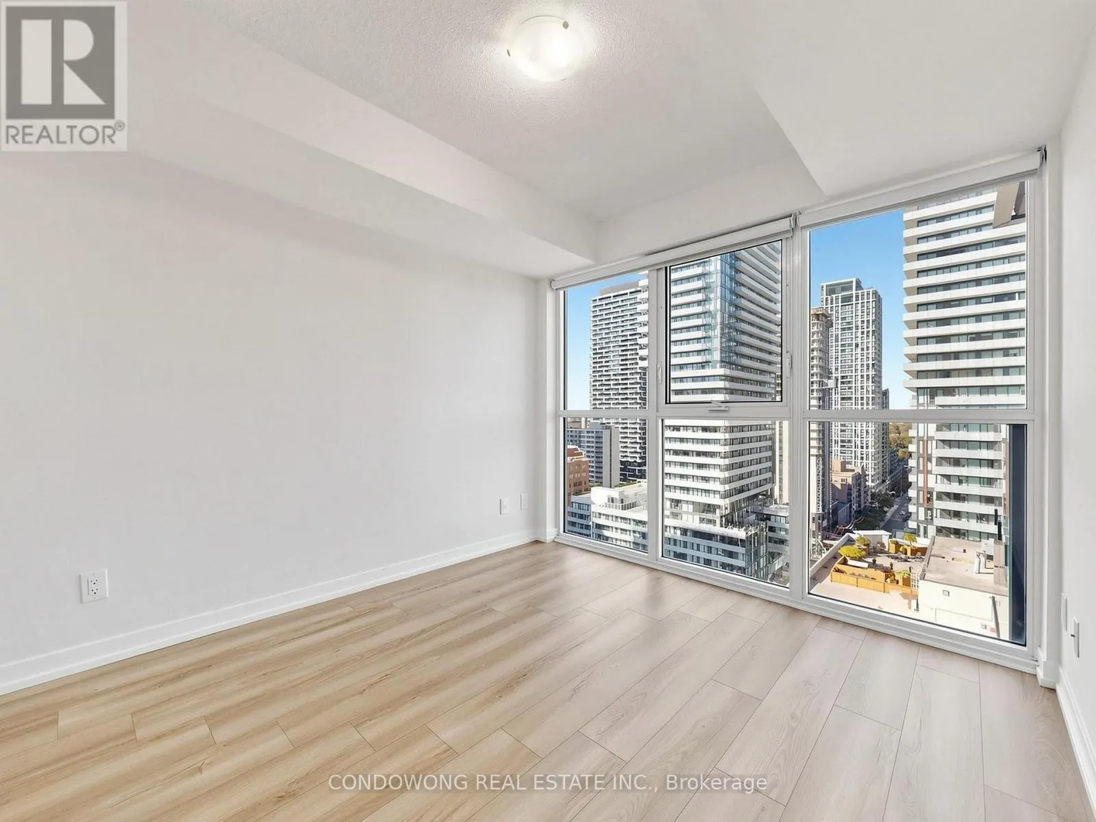 1803 - 125 REDPATH AVENUE