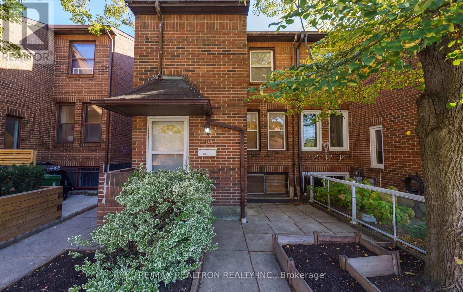 409 MELITA CRESCENT
