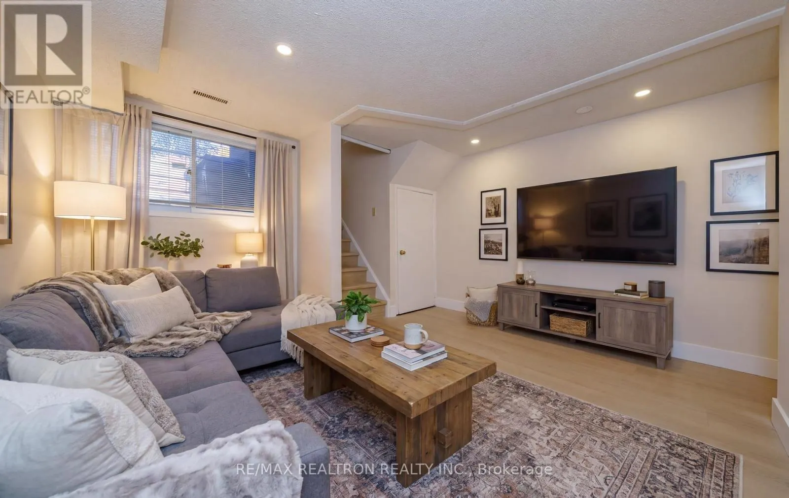 409 MELITA CRESCENT
