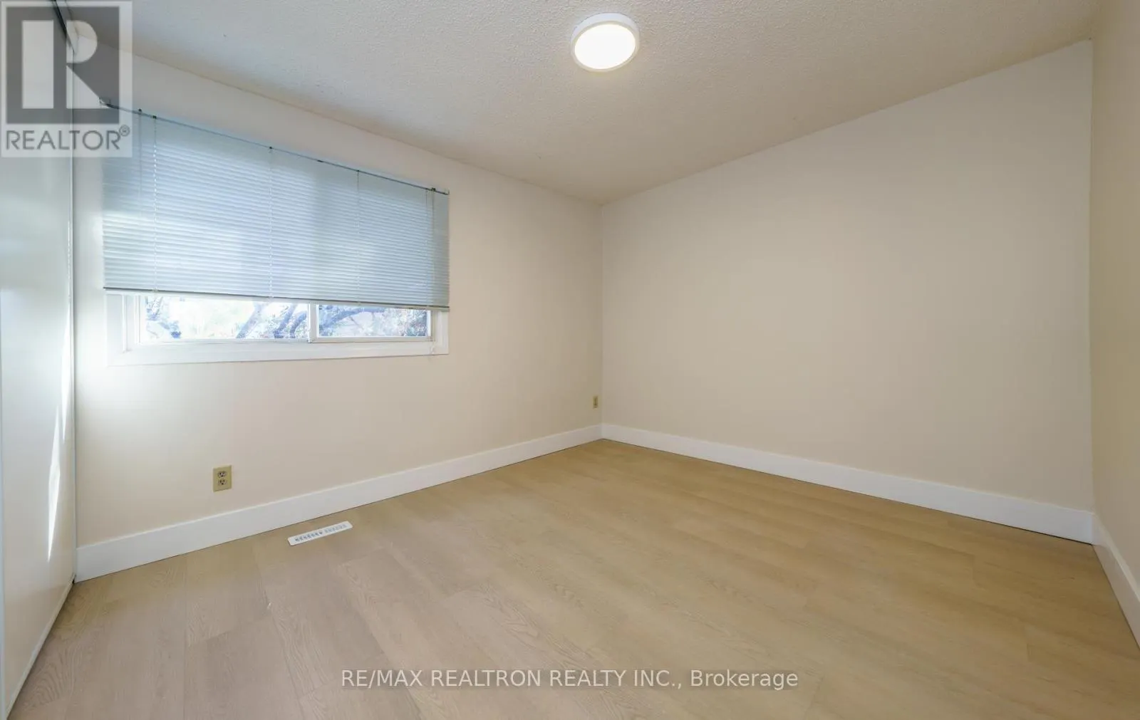 409 MELITA CRESCENT
