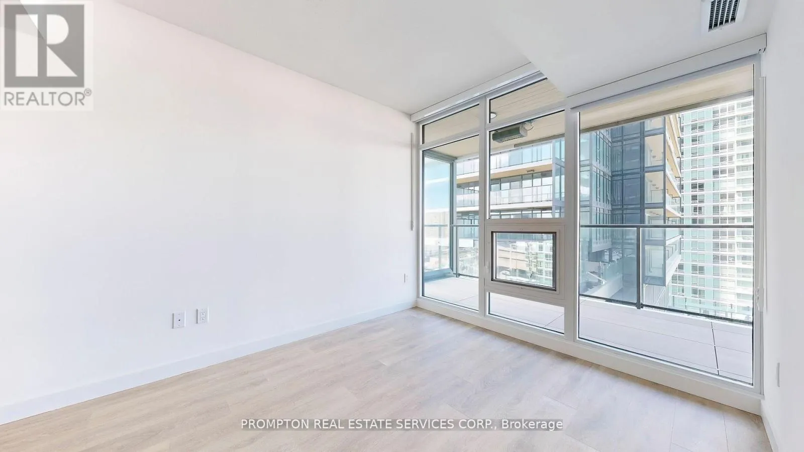 2906 - 3 CONCORD CITYPLACE WAY