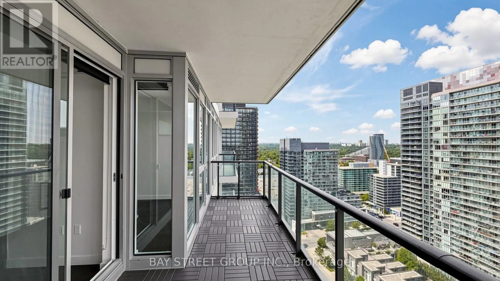 2515 - 95 MCMAHON DRIVE