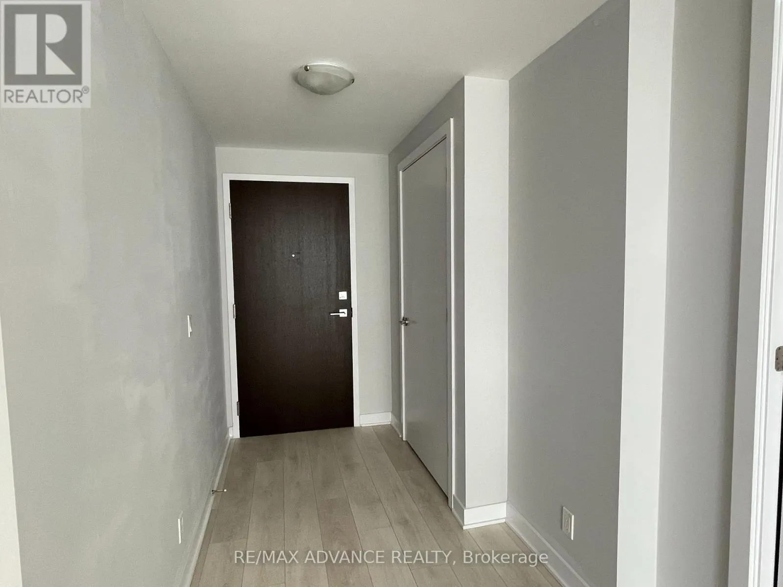 3306 - 2221 YONGE STREET