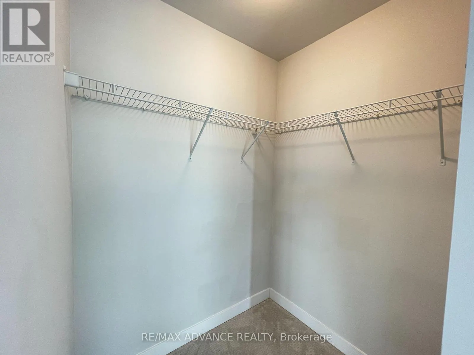 3306 - 2221 YONGE STREET