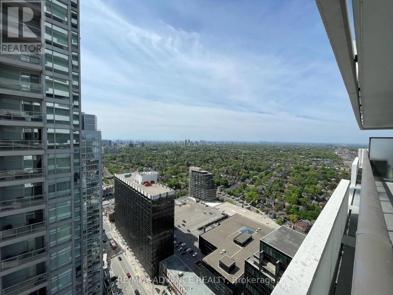 3306 - 2221 YONGE STREET