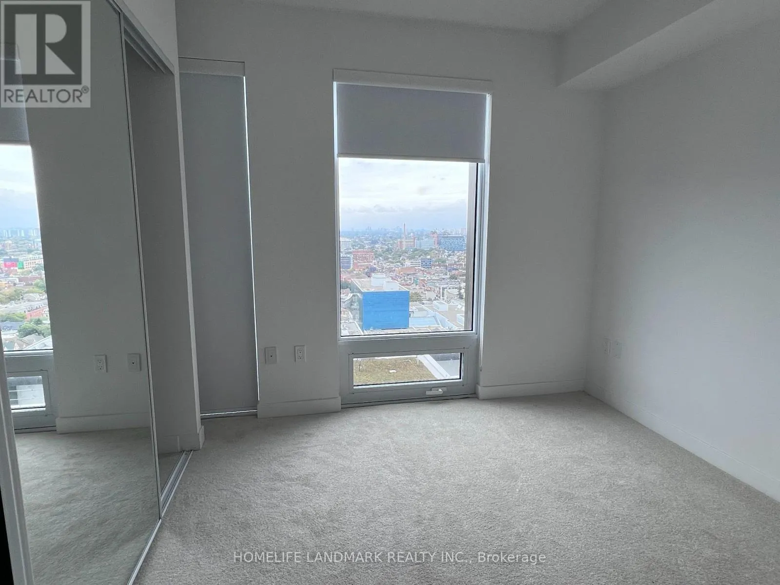 2408 - 238 SIMCOE STREET