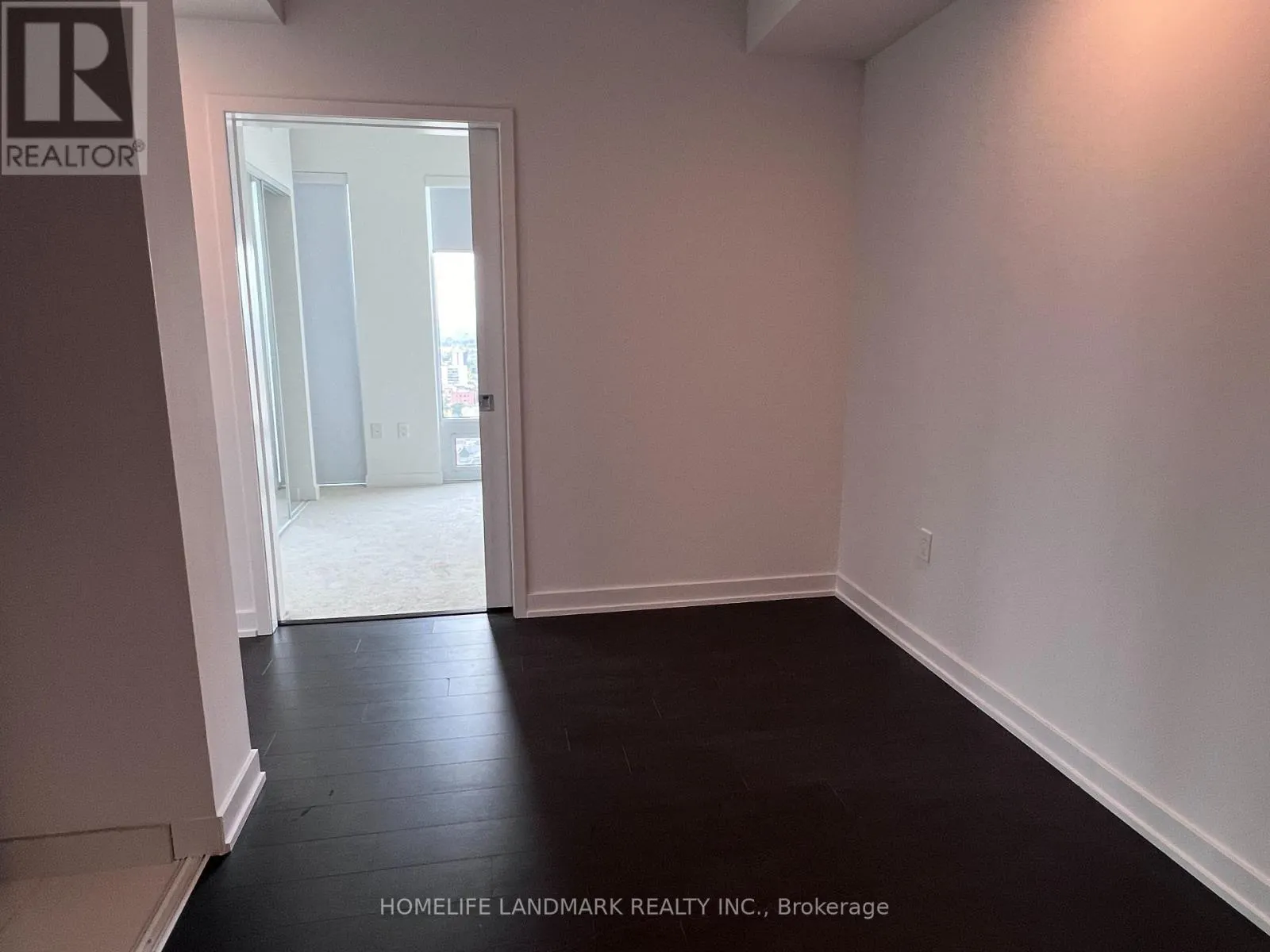 2408 - 238 SIMCOE STREET