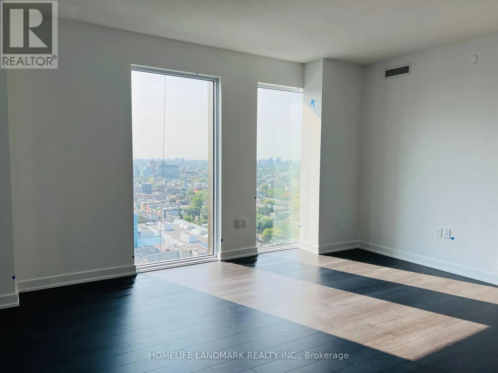 2408 - 238 SIMCOE STREET