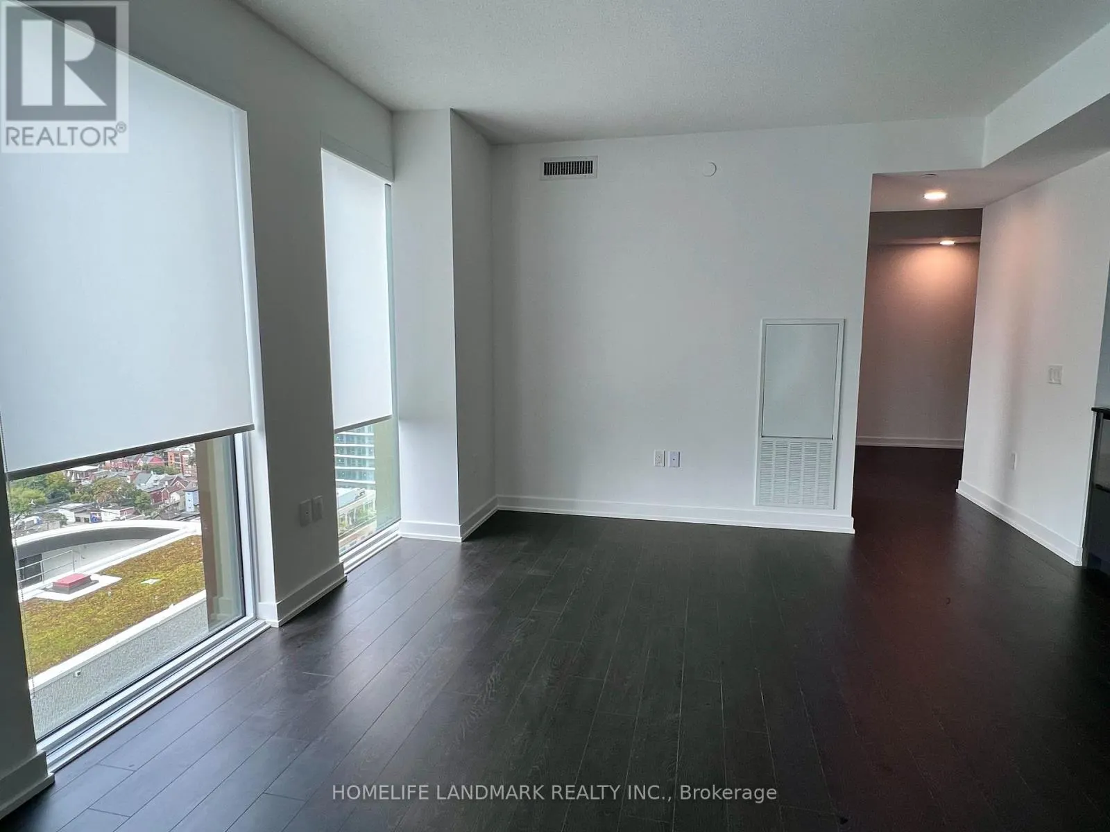 2408 - 238 SIMCOE STREET