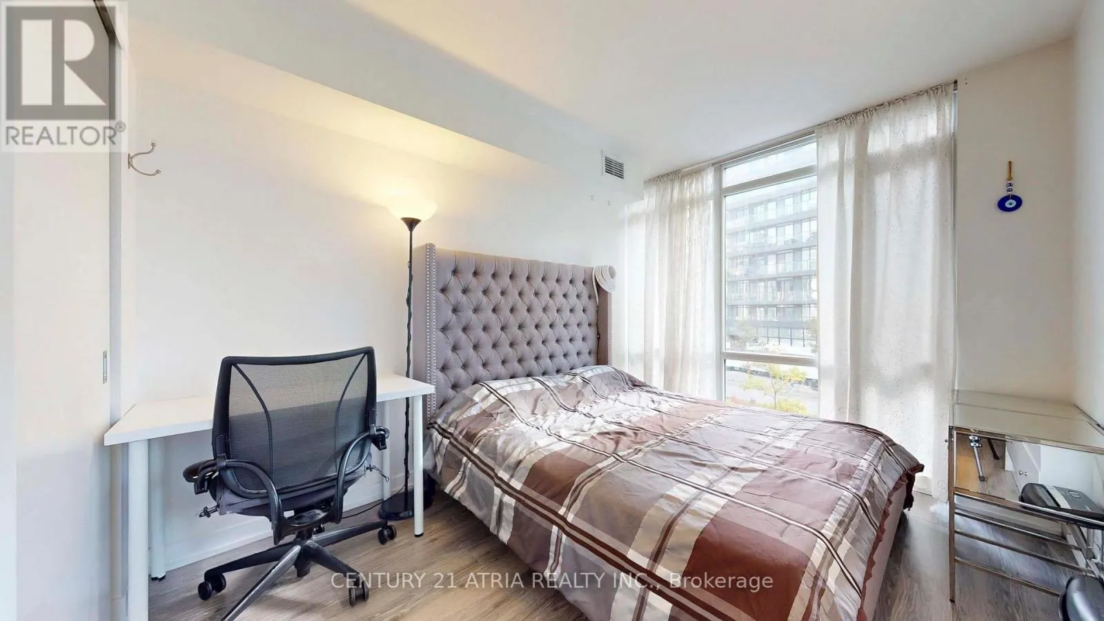 211 - 170 FORT YORK BOULEVARD