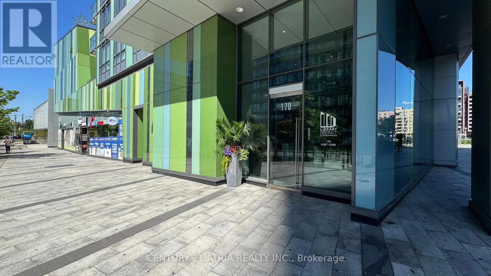 211 - 170 FORT YORK BOULEVARD