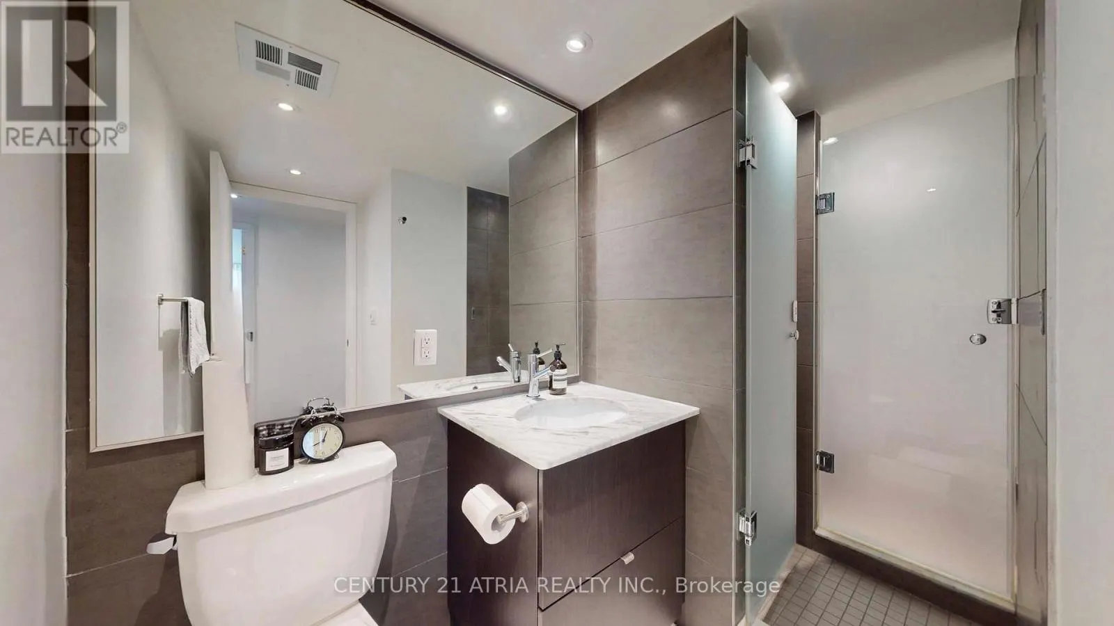 211 - 170 FORT YORK BOULEVARD