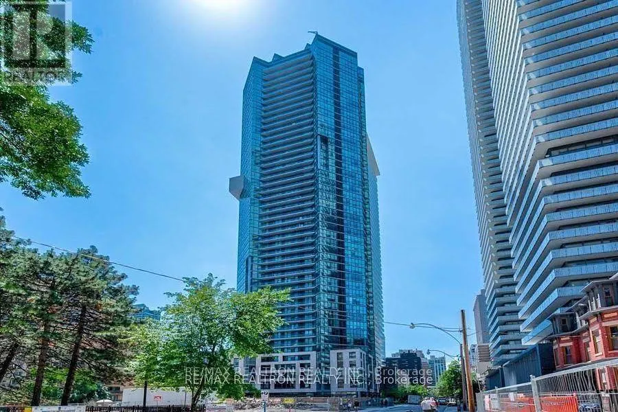 2212 - 45 CHARLES STREET E